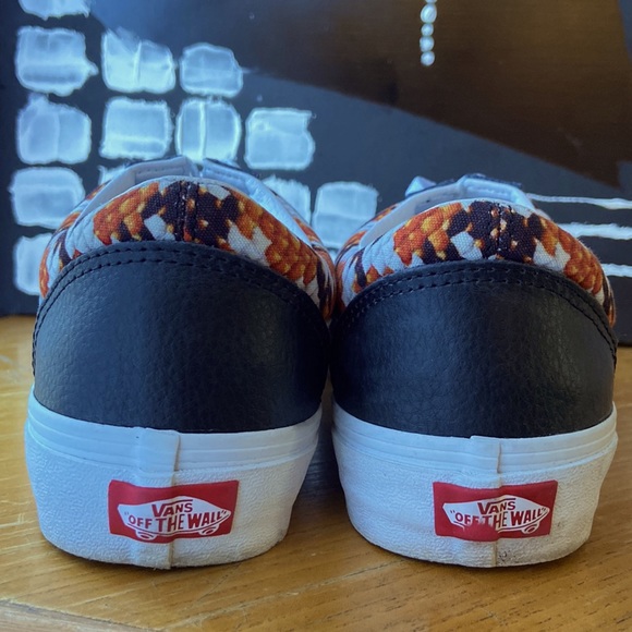 Custom Old Skool Vans - Picture 4 of 4